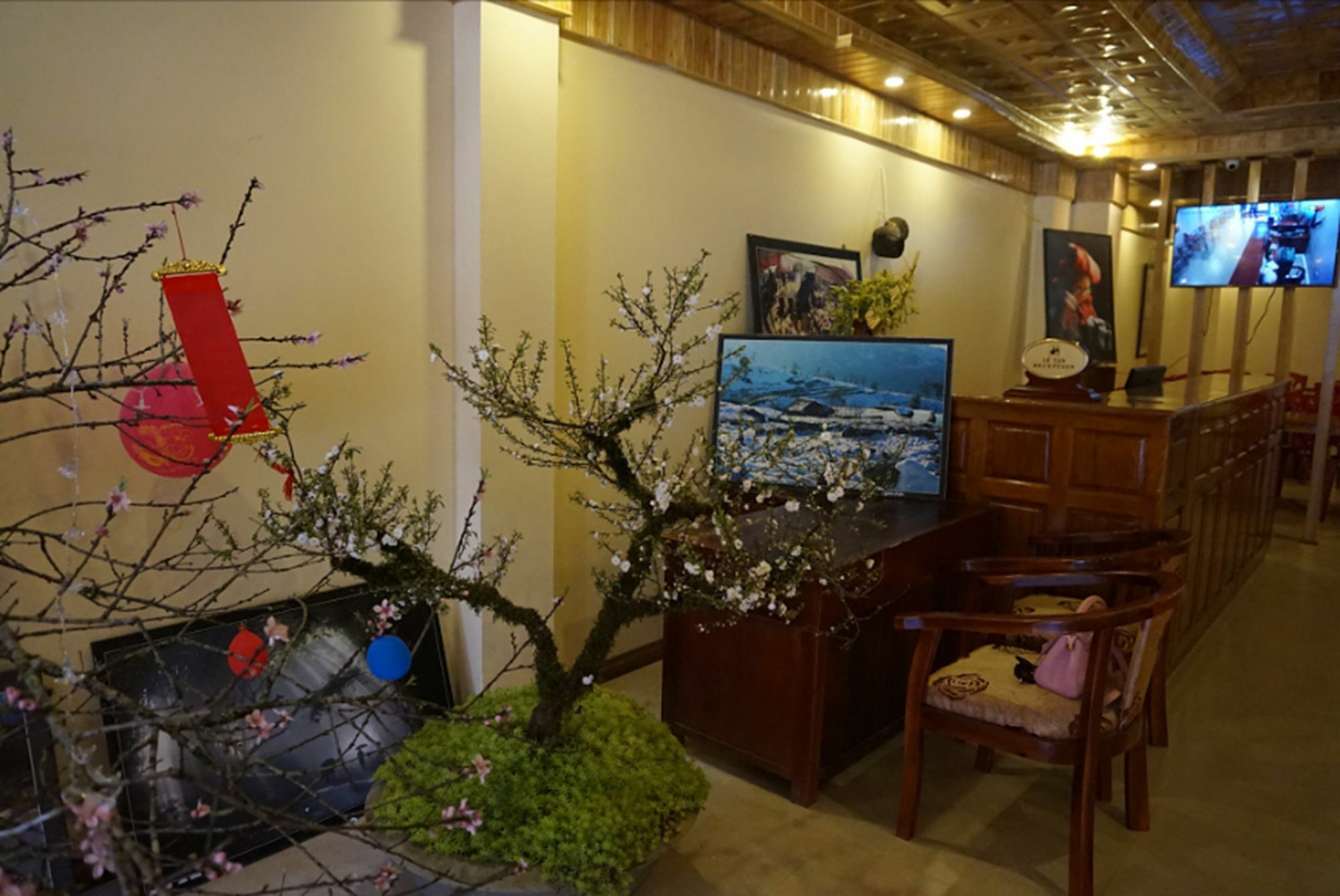 The Mountaineer Hotel Шапа Экстерьер фото